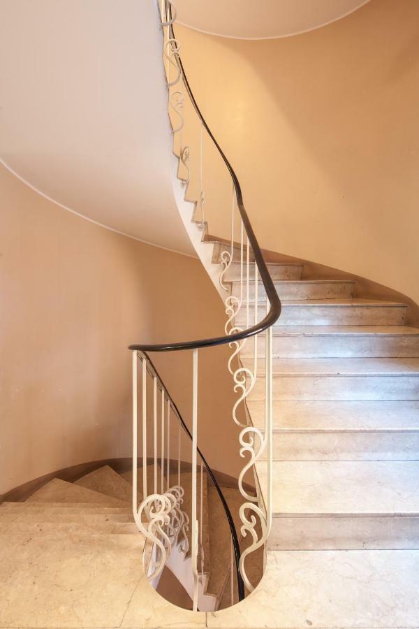 Laguna Boutique Apartments Местре Экстерьер фото
